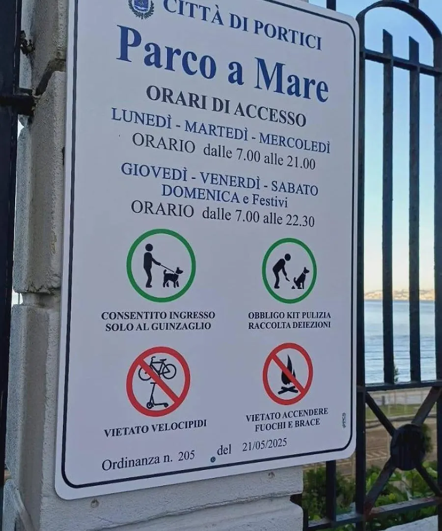 Karim'S House Bed & Breakfast Portici